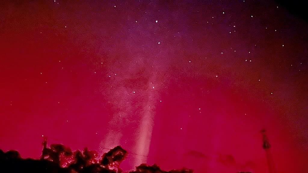 Aurora Borealis over Southern and Northern hemisphere?